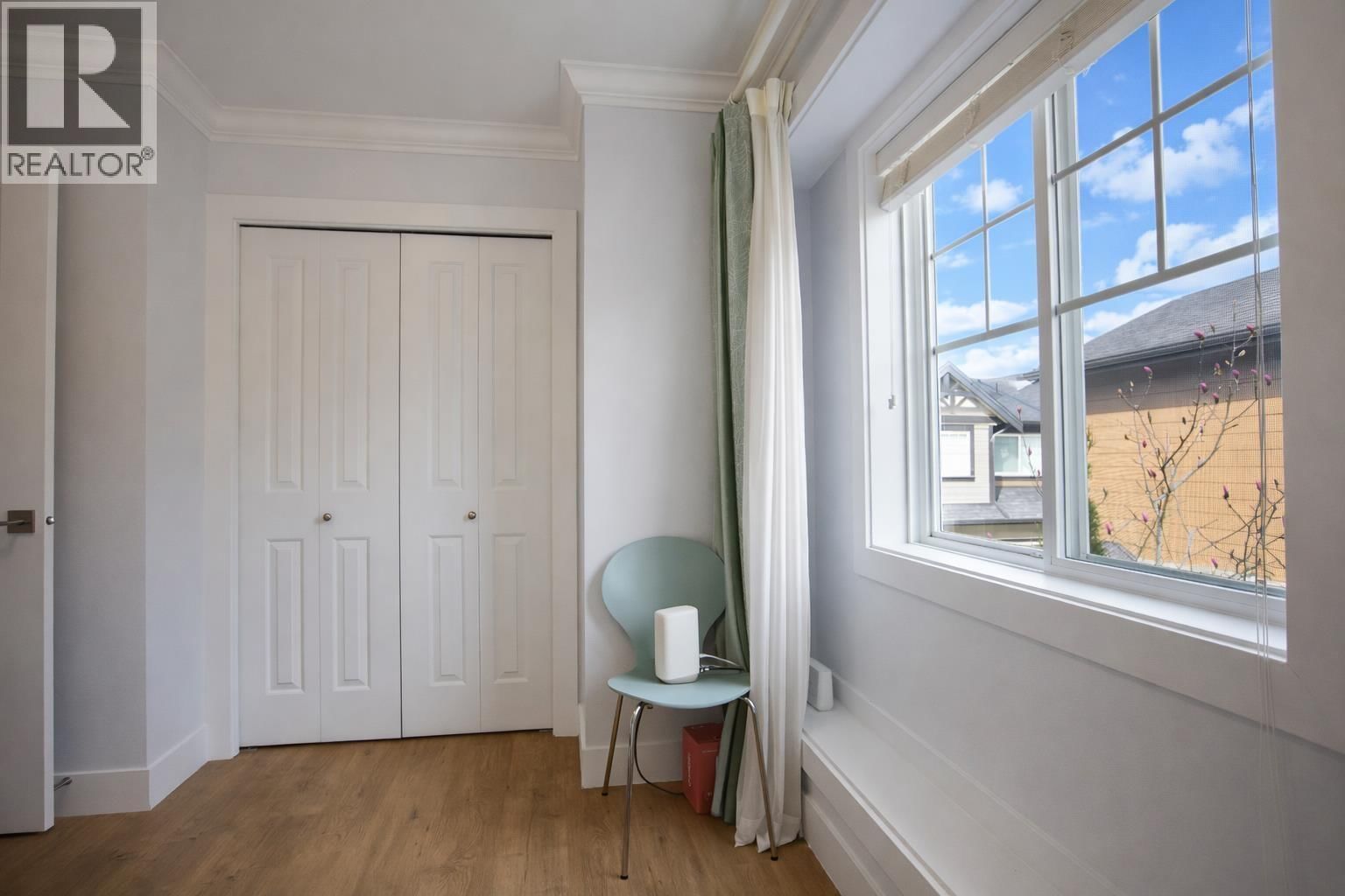 2 - 8477 WILLIAMS ROAD Image 14