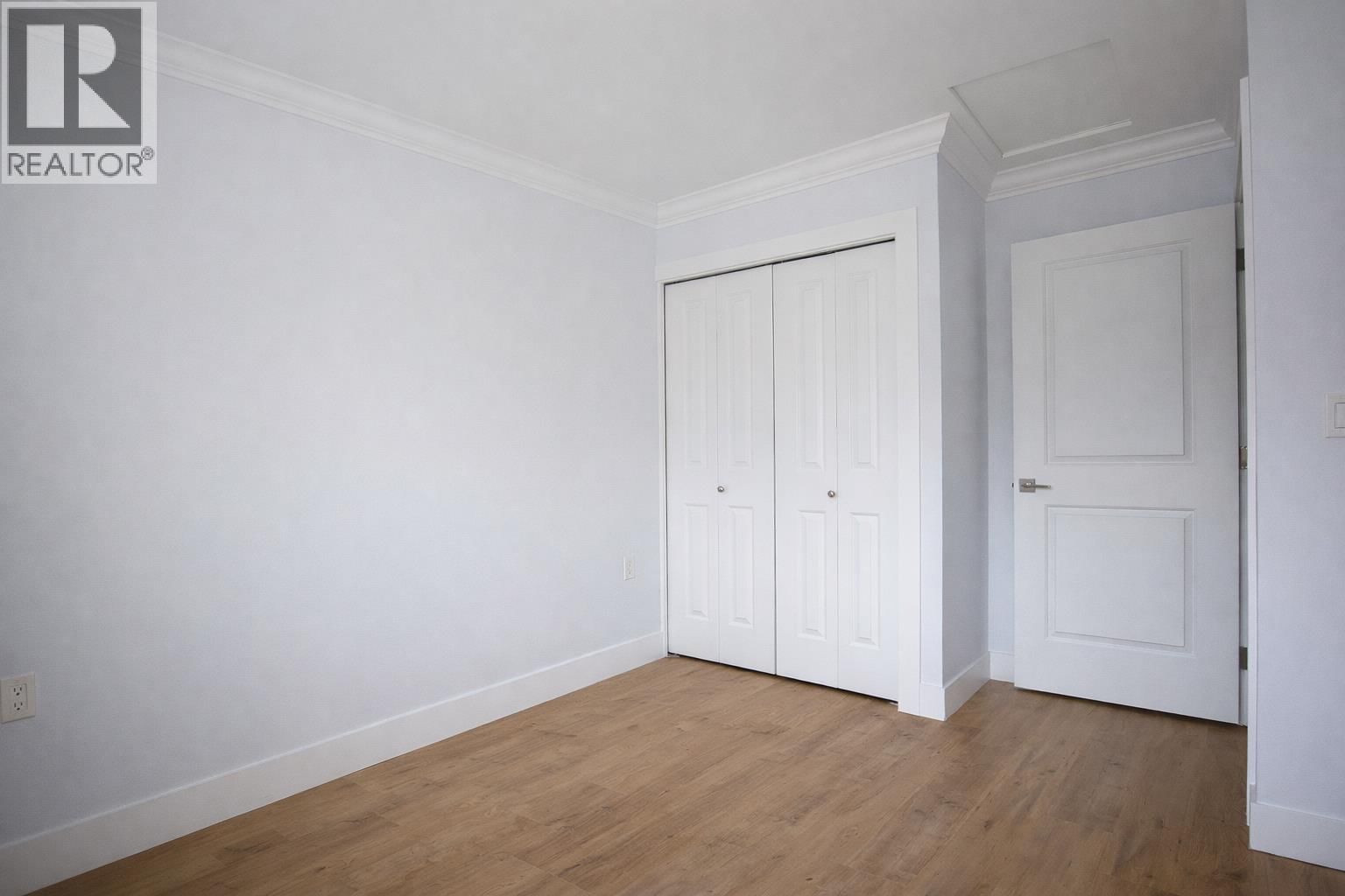 2 - 8477 WILLIAMS ROAD Image 18