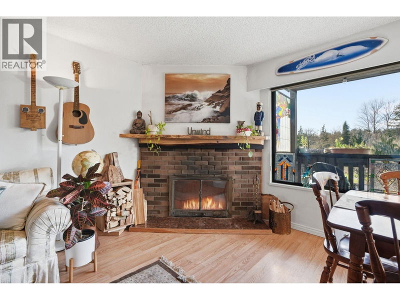 1021 OLD LILLOOET Road, North Vancouver, V7J3H6 | Image 3