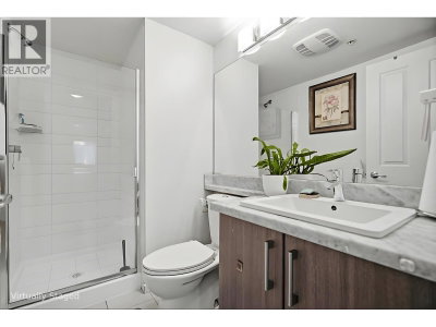3178 DAYANEE SPRINGS Boulevard | Coquitlam British Columbia | Slide Image Twelve