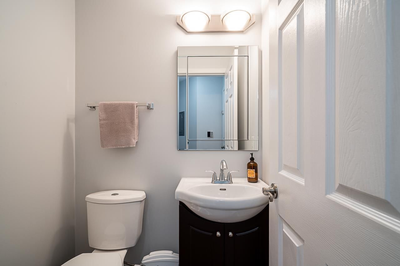 2 - 5536 VEDDER ROAD Image 19