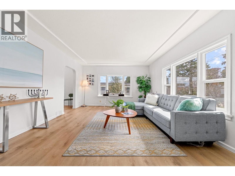 341 SHERBROOKE Street, New Westminster, V3L3M4 | Image 2