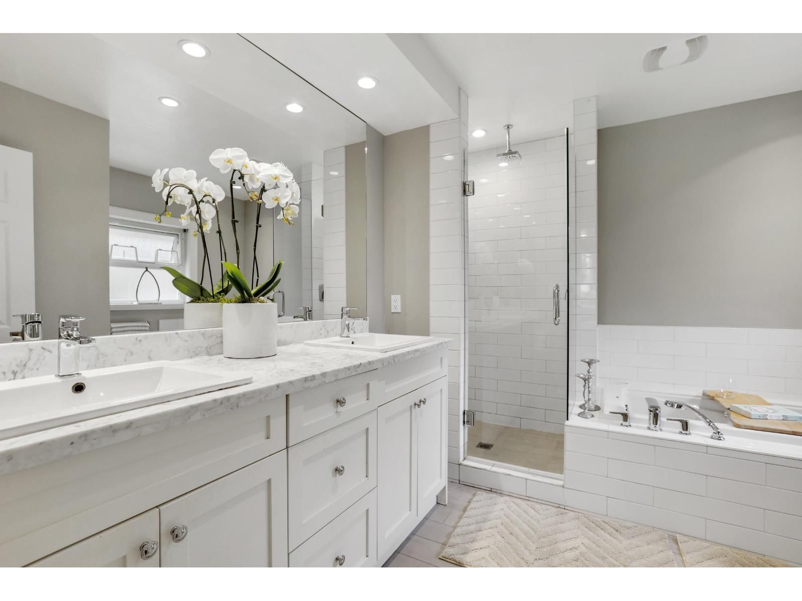 12688 23 AVENUE Image 23