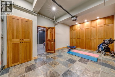 6361 FAIRWAY Drive | Whistler British Columbia | Slide Image Twenty-five