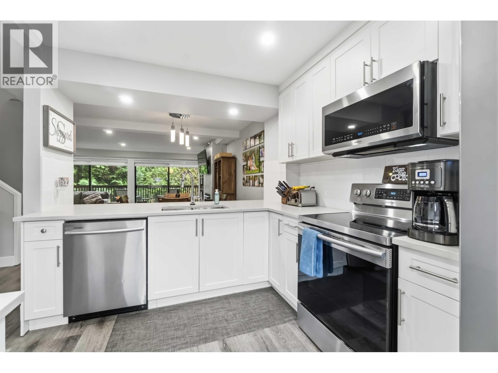 9016 ALTAIR PLACE Image 4