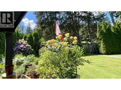 3645 LIVERPOOL Street | Port Coquitlam British Columbia | Slide Image Ten