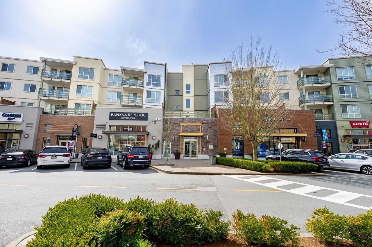 218 - 15735 CROYDON DRIVE Image 1