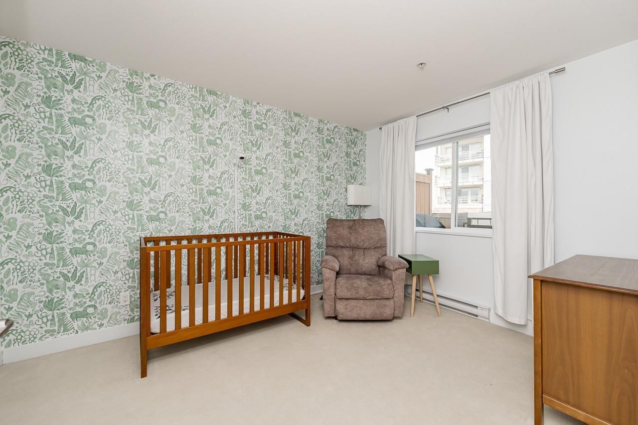 218 - 15735 CROYDON DRIVE Image 20