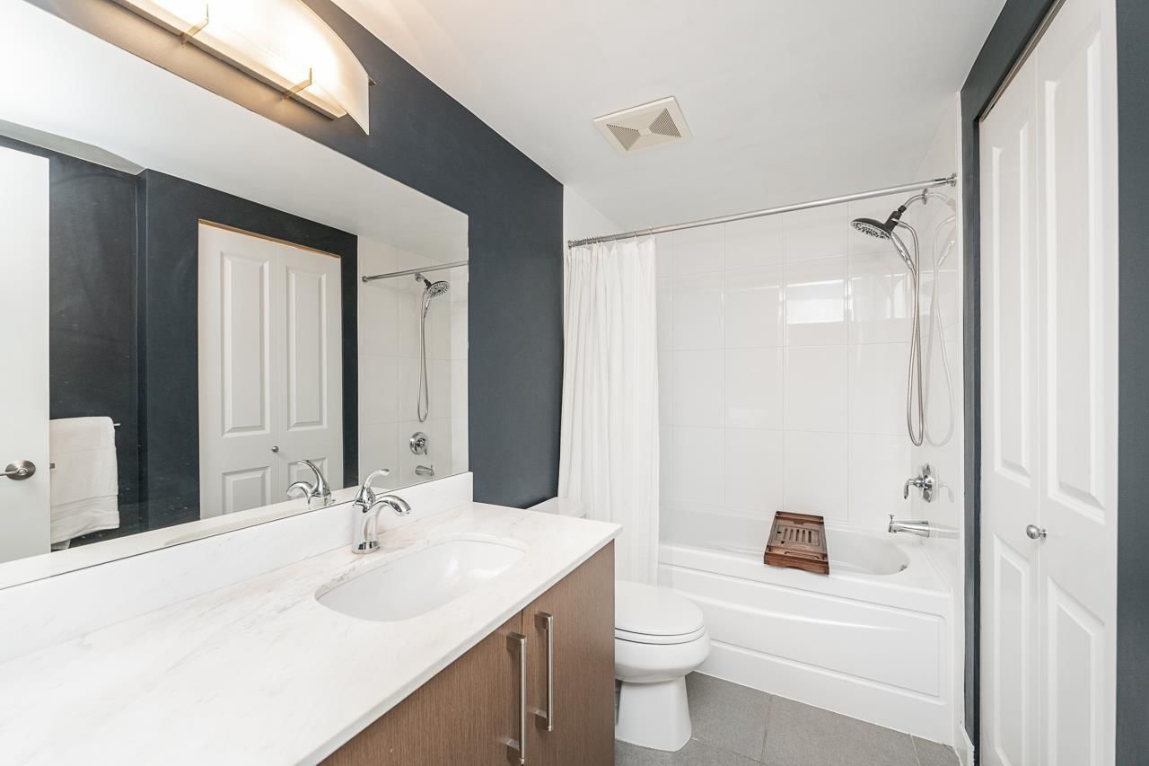 218 - 15735 CROYDON DRIVE Image 22