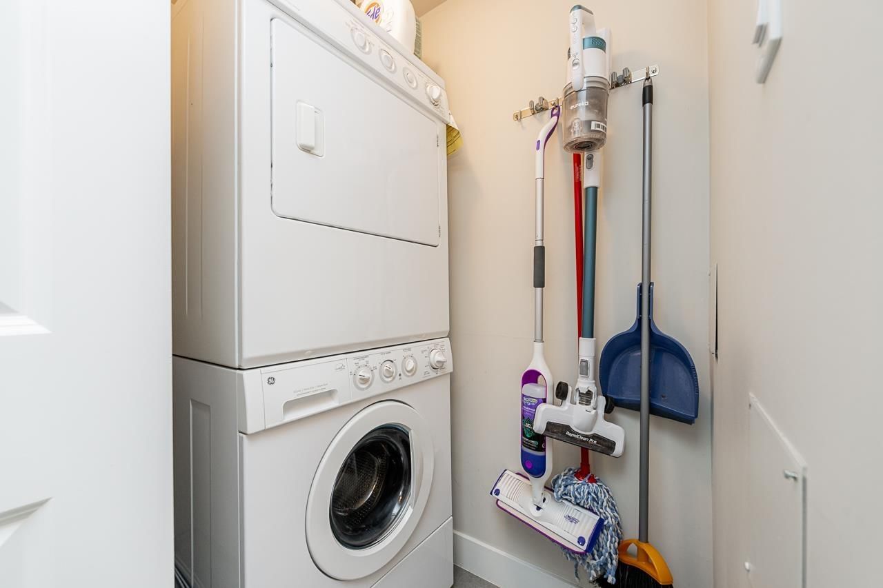 218 - 15735 CROYDON DRIVE Image 23