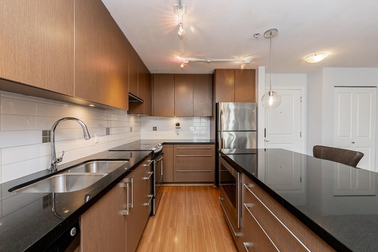 218 - 15735 CROYDON DRIVE Image 8