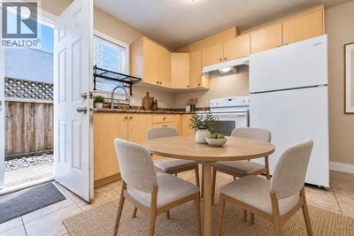 11215 WILLIAMS Road | Richmond British Columbia | Slide Image Eighteen