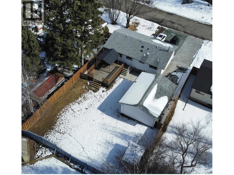 7763 NEWTON Crescent, Prince George, V2K5S6 | Image 2