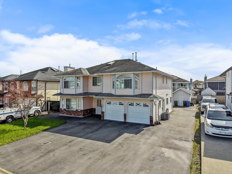 3542 GALIANO Drive, Abbotsford, V2T5R6 | Image 2