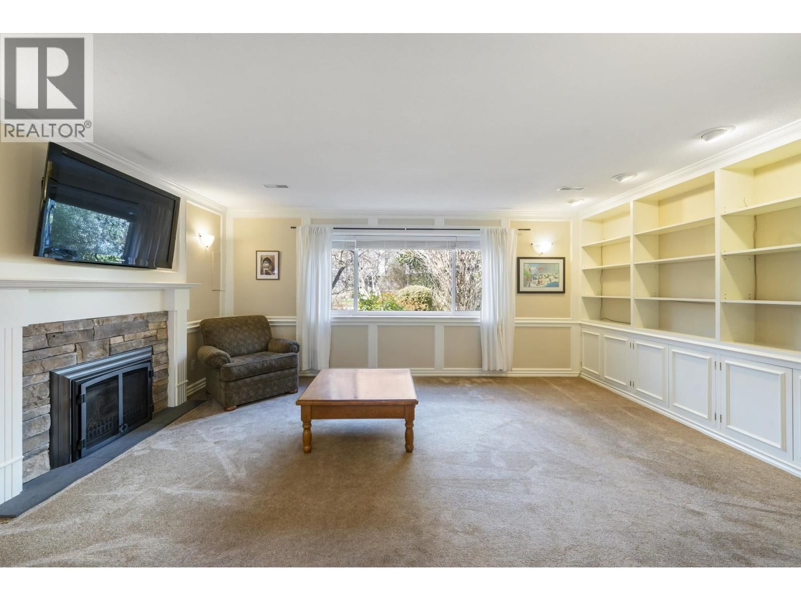 260 54A STREET Image 21