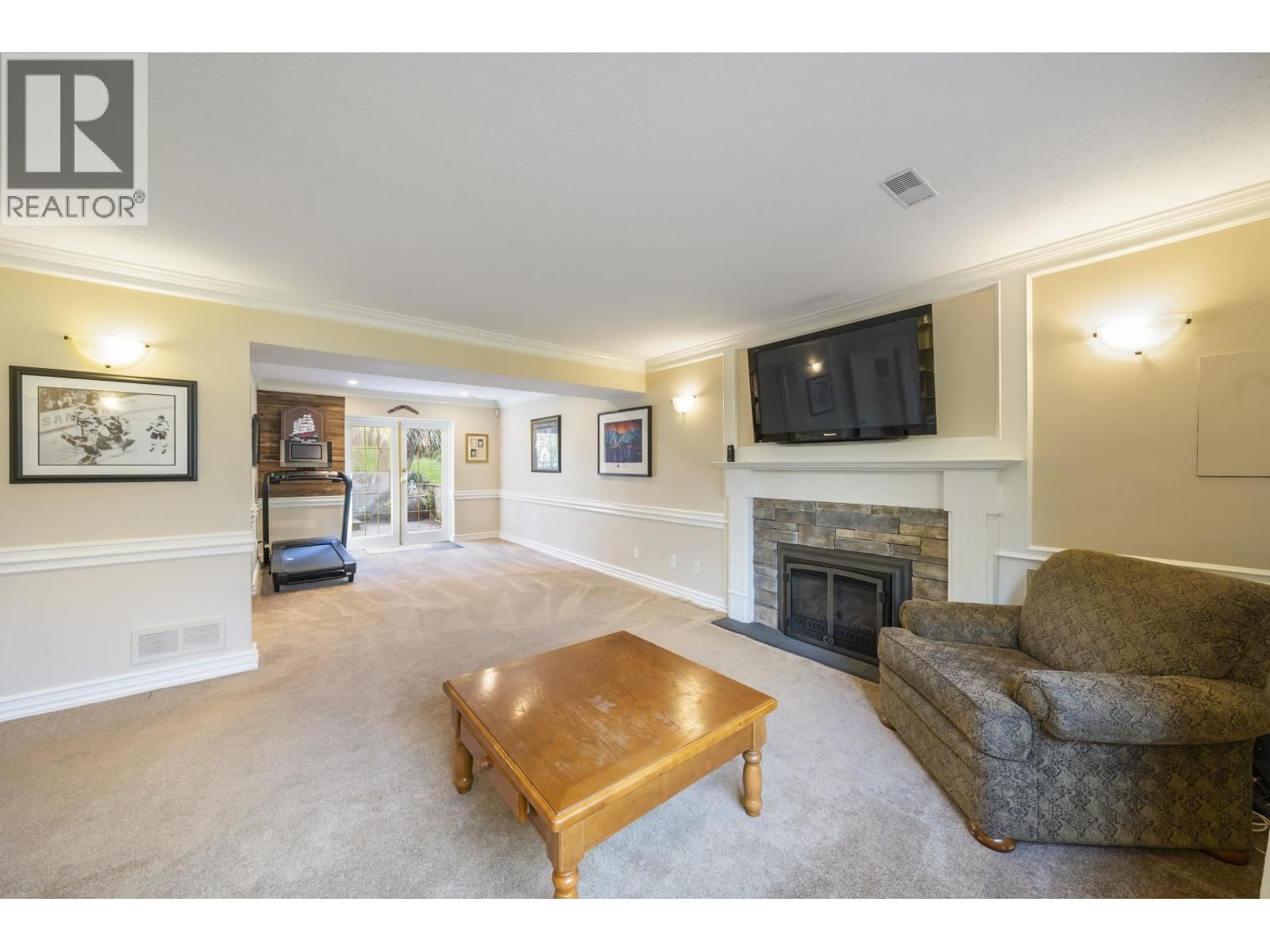 260 54A STREET Image 22