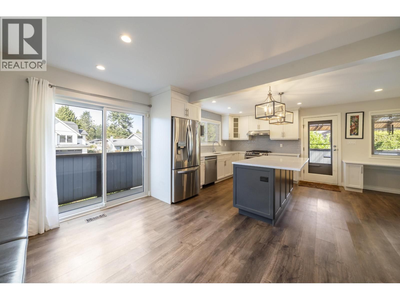 260 54A STREET Image 5