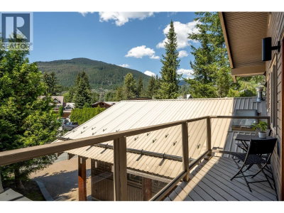 6444 TOAD HOLLOW | Whistler British Columbia | Slide Image Twenty-nine