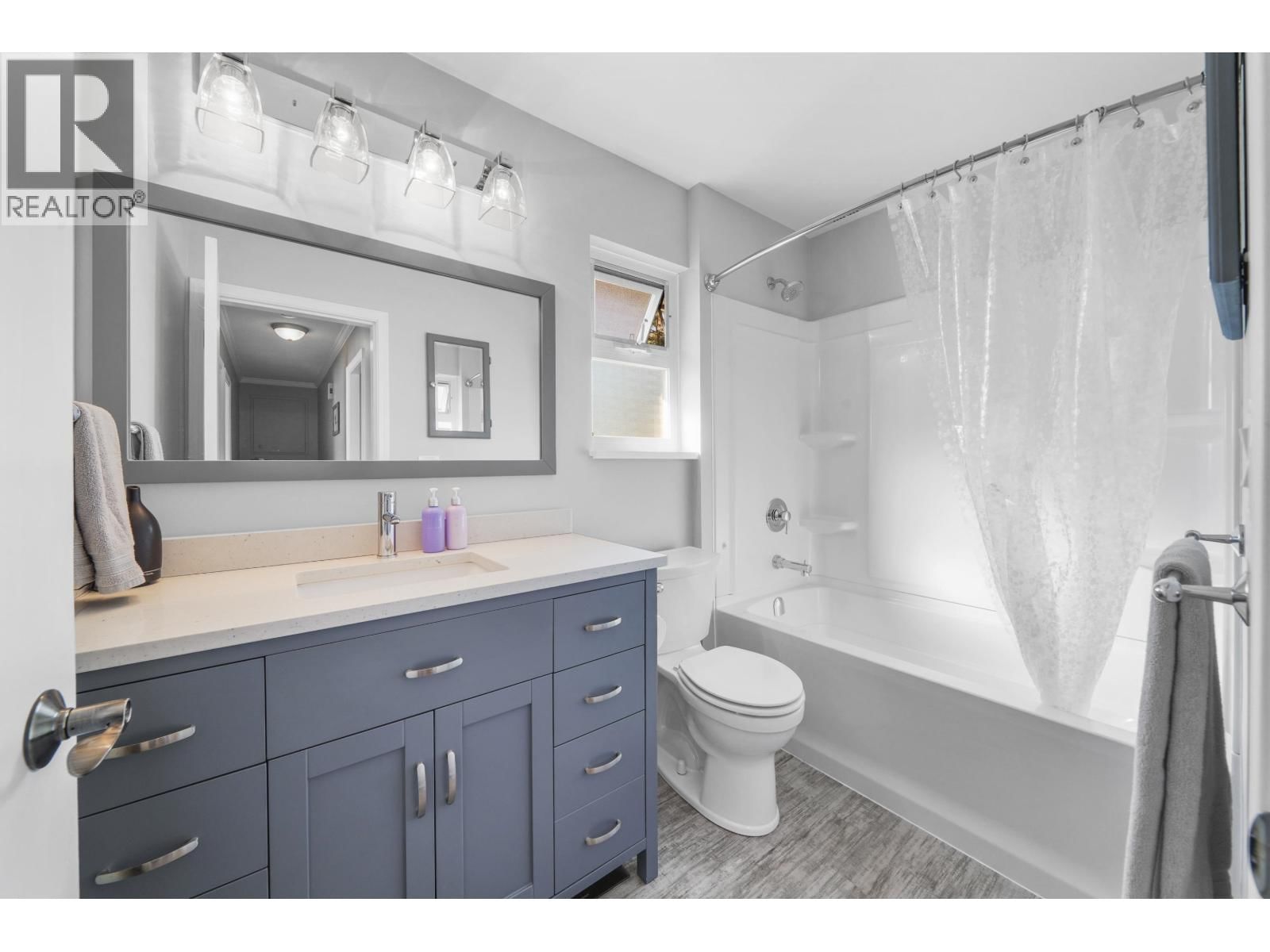 4967 59 STREET Image 25