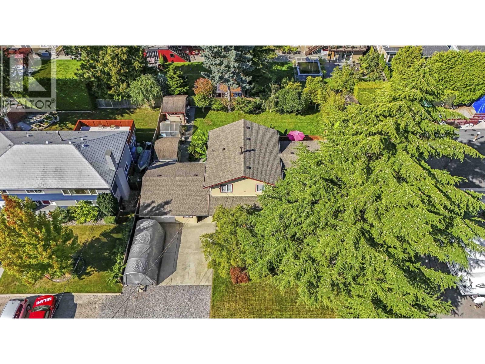 4967 59 STREET Image 35