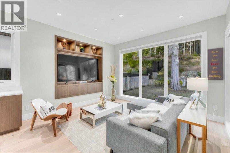 31 GLENMORE Drive, West Vancouver, V7S1A5 | Image 3