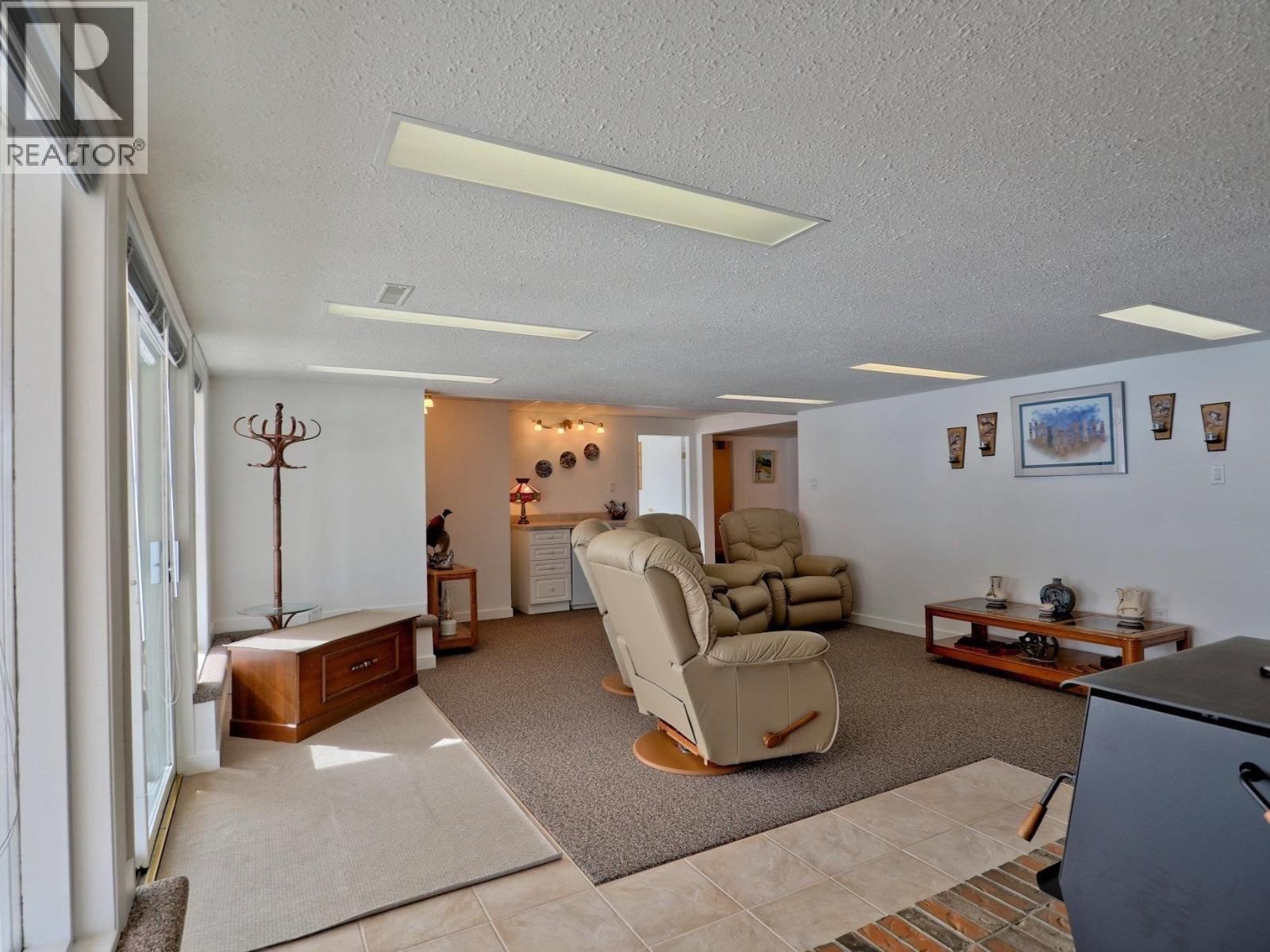 5664 GREEN LAKE ROAD Image 21