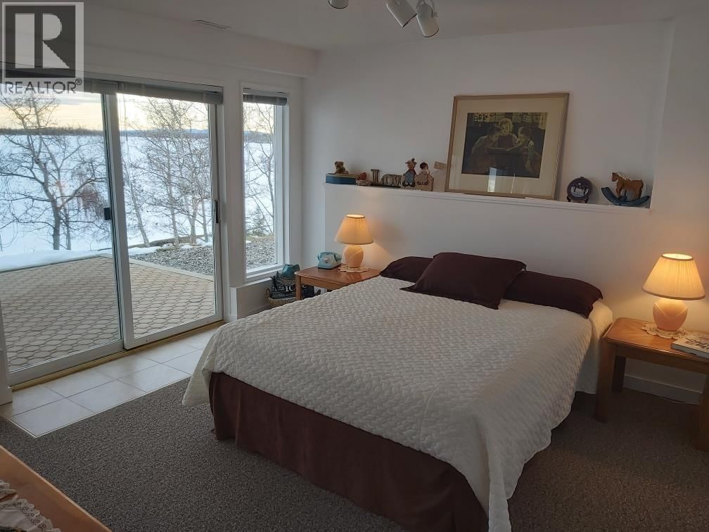 5664 GREEN LAKE ROAD Image 26