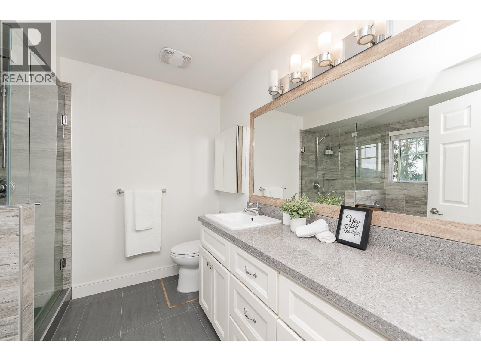 13 - 2979 PANORAMA DRIVE Image 18