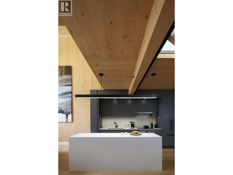 505 - 310 SALTER Street, New Westminster, V3M0N7 | Image 2