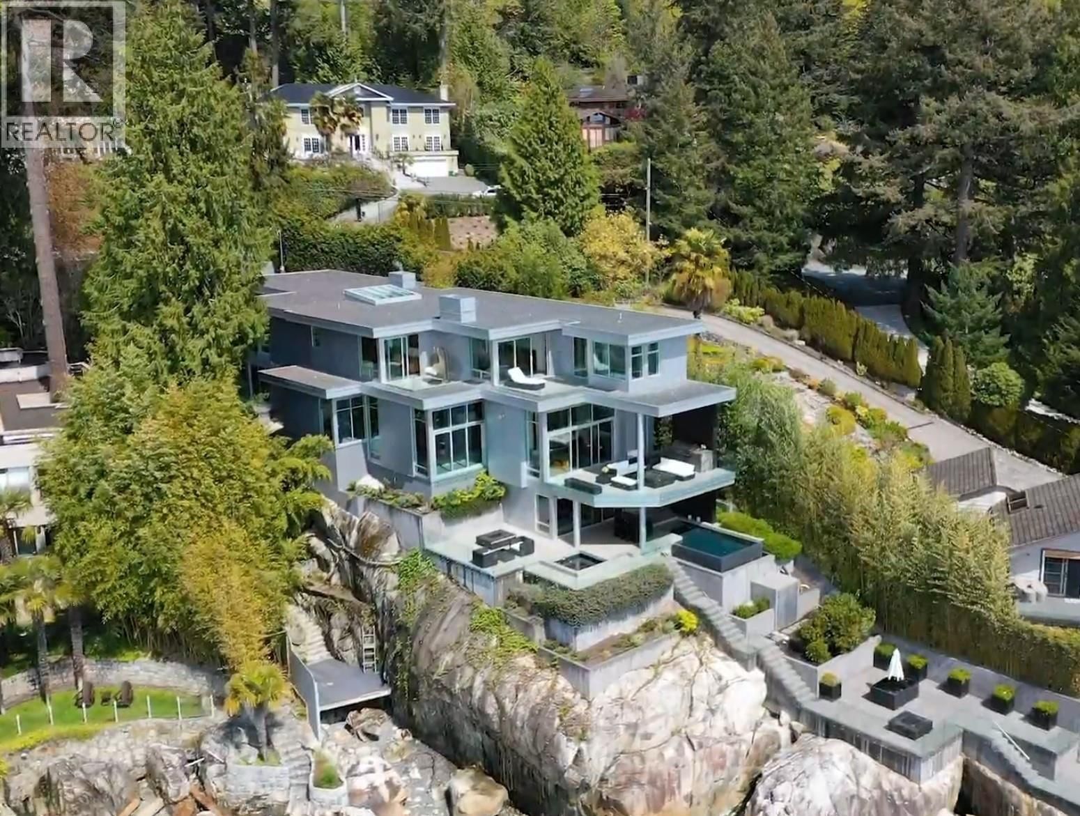 3906 MARINE Drive, West Vancouver, British Columbia V7V 1N4