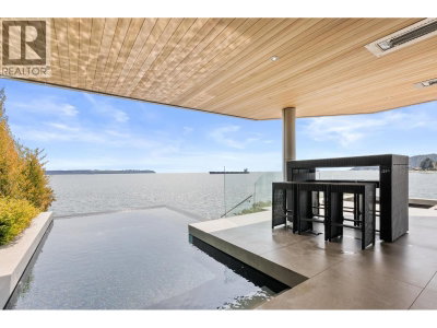 3906 MARINE Drive | West Vancouver British Columbia | Slide Image Thirty