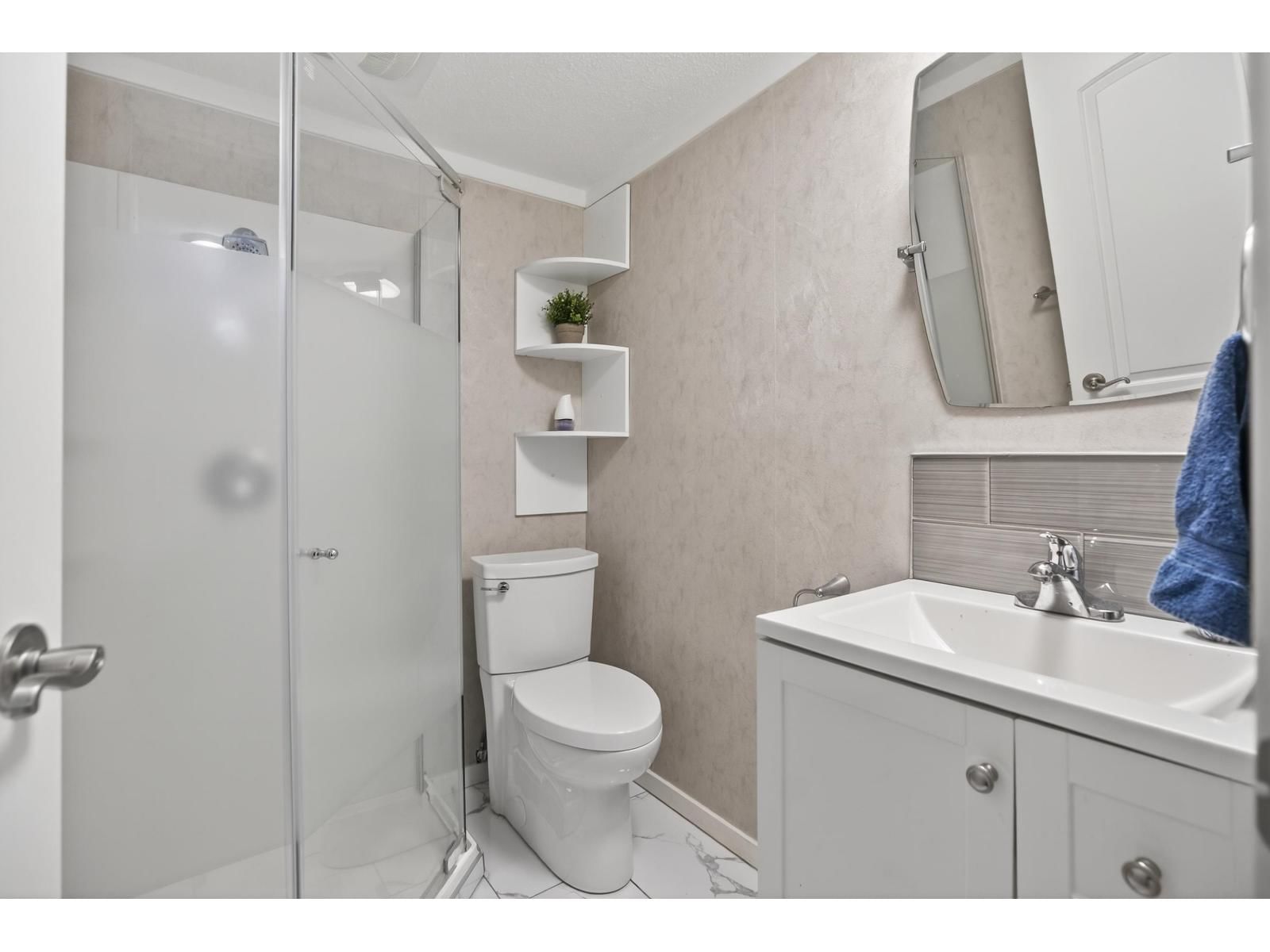 10055 KENSWOOD DRIVE Image 21