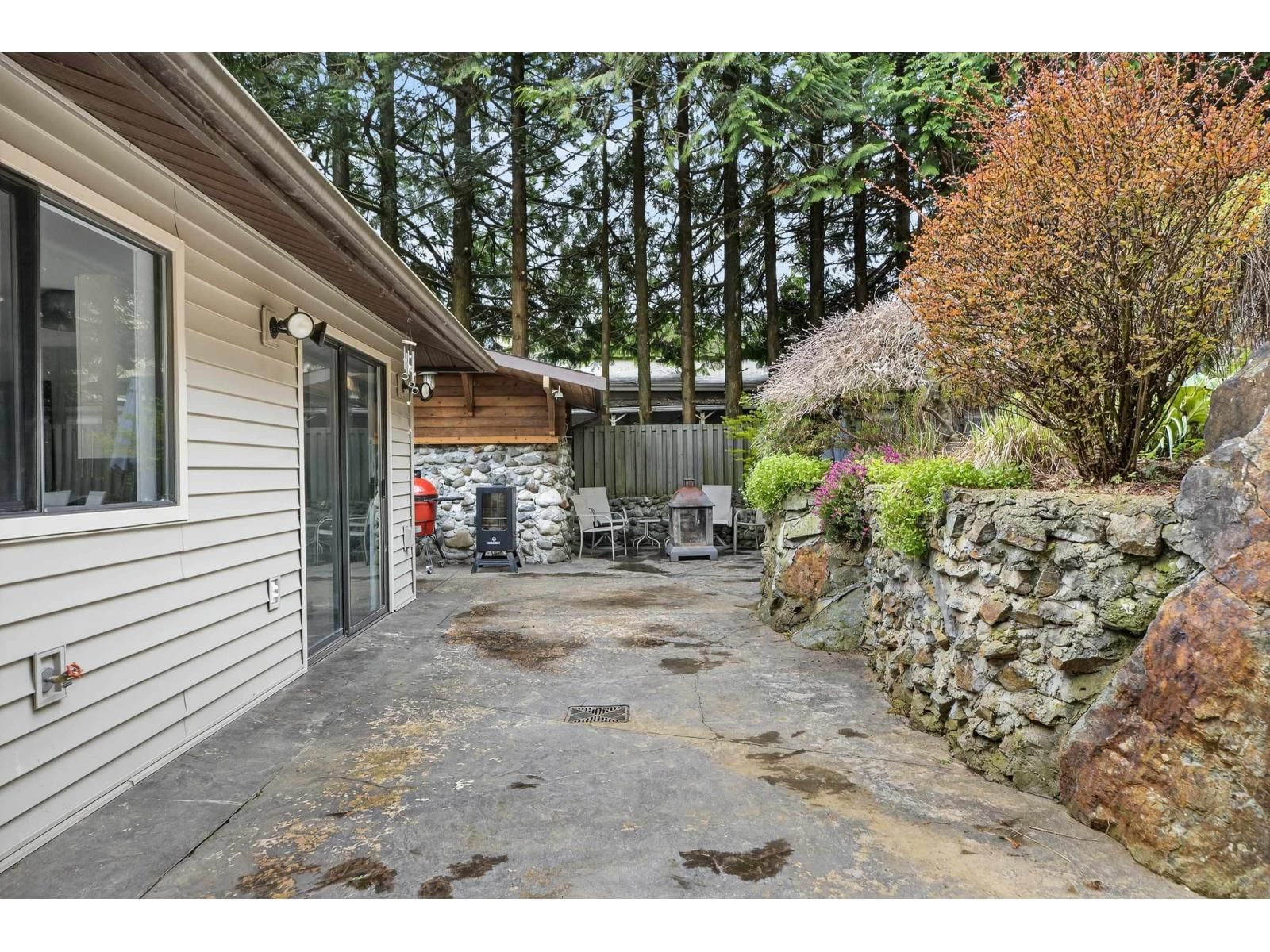 10055 KENSWOOD DRIVE Image 29