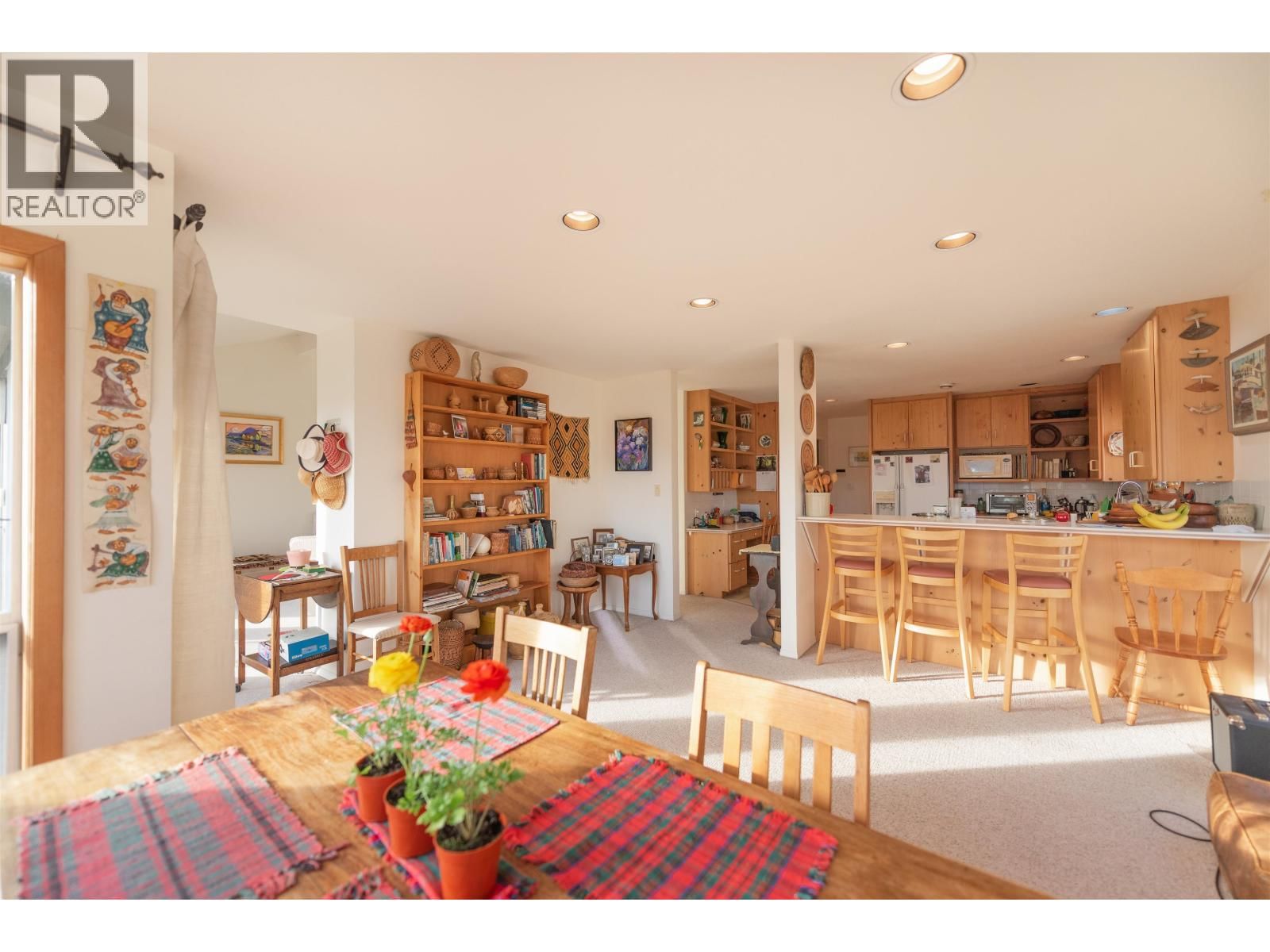 476 ABBS ROAD Image 12