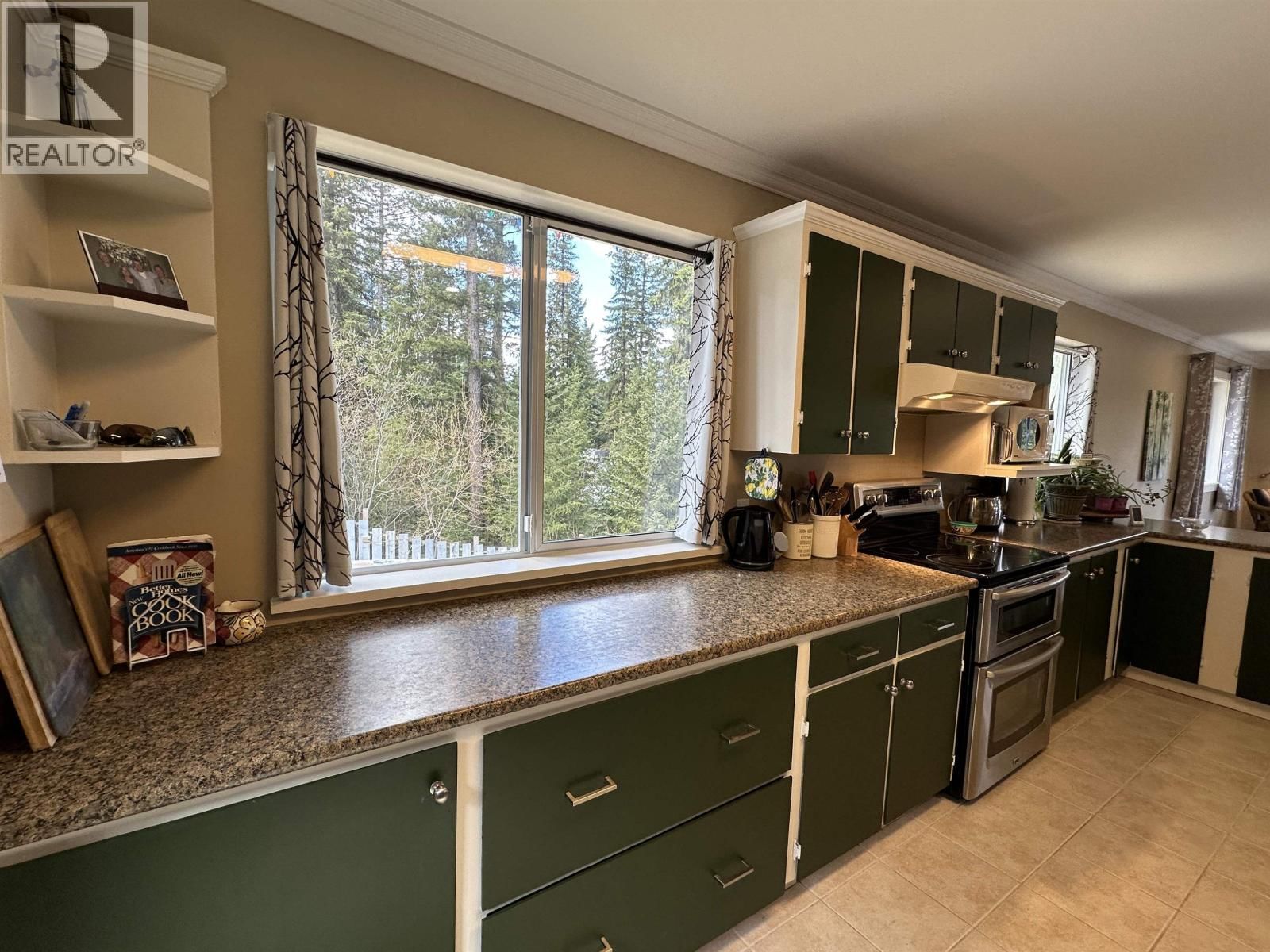 7617 CLEARVIEW ROAD Image 14