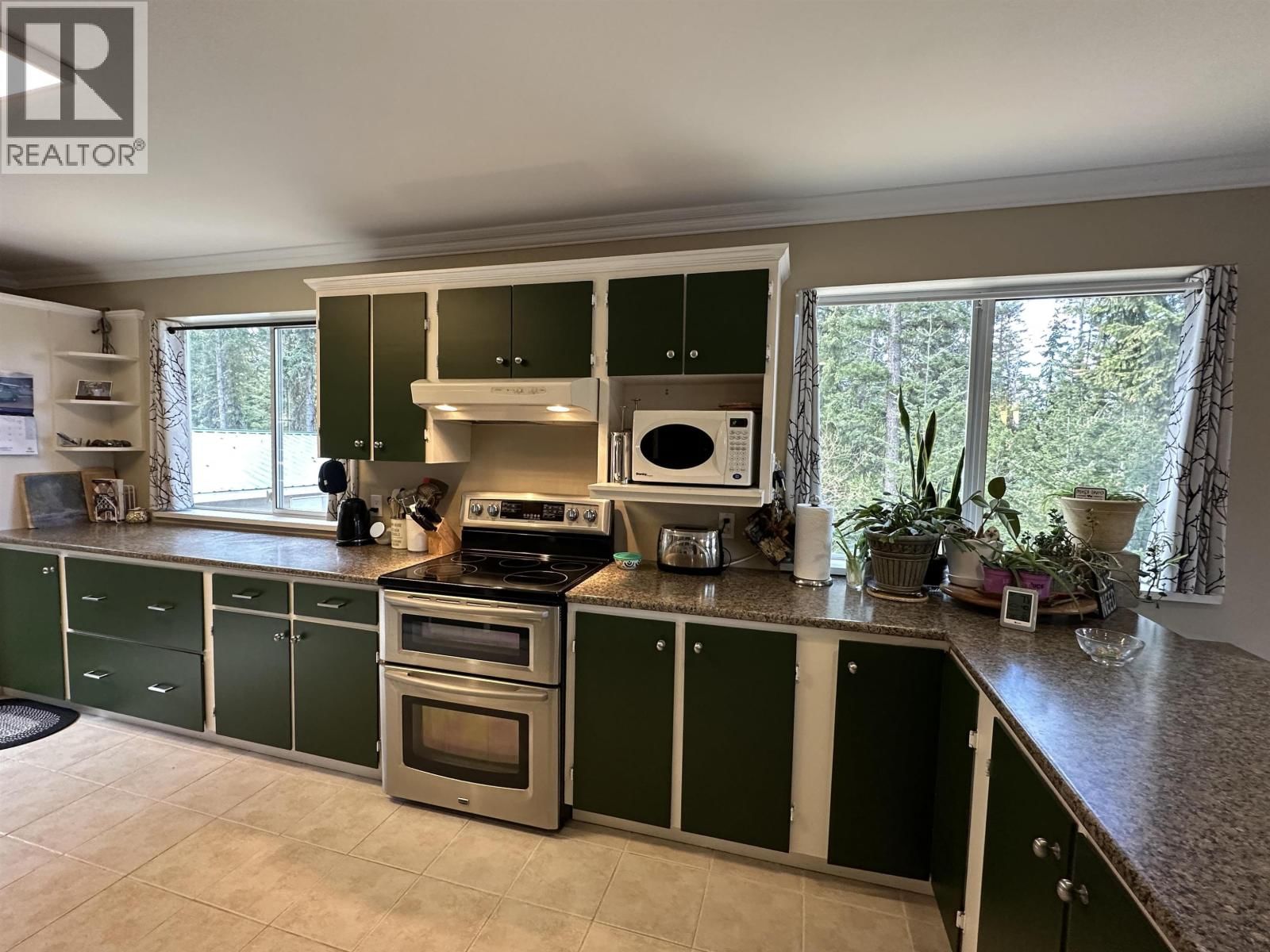 7617 CLEARVIEW ROAD Image 15