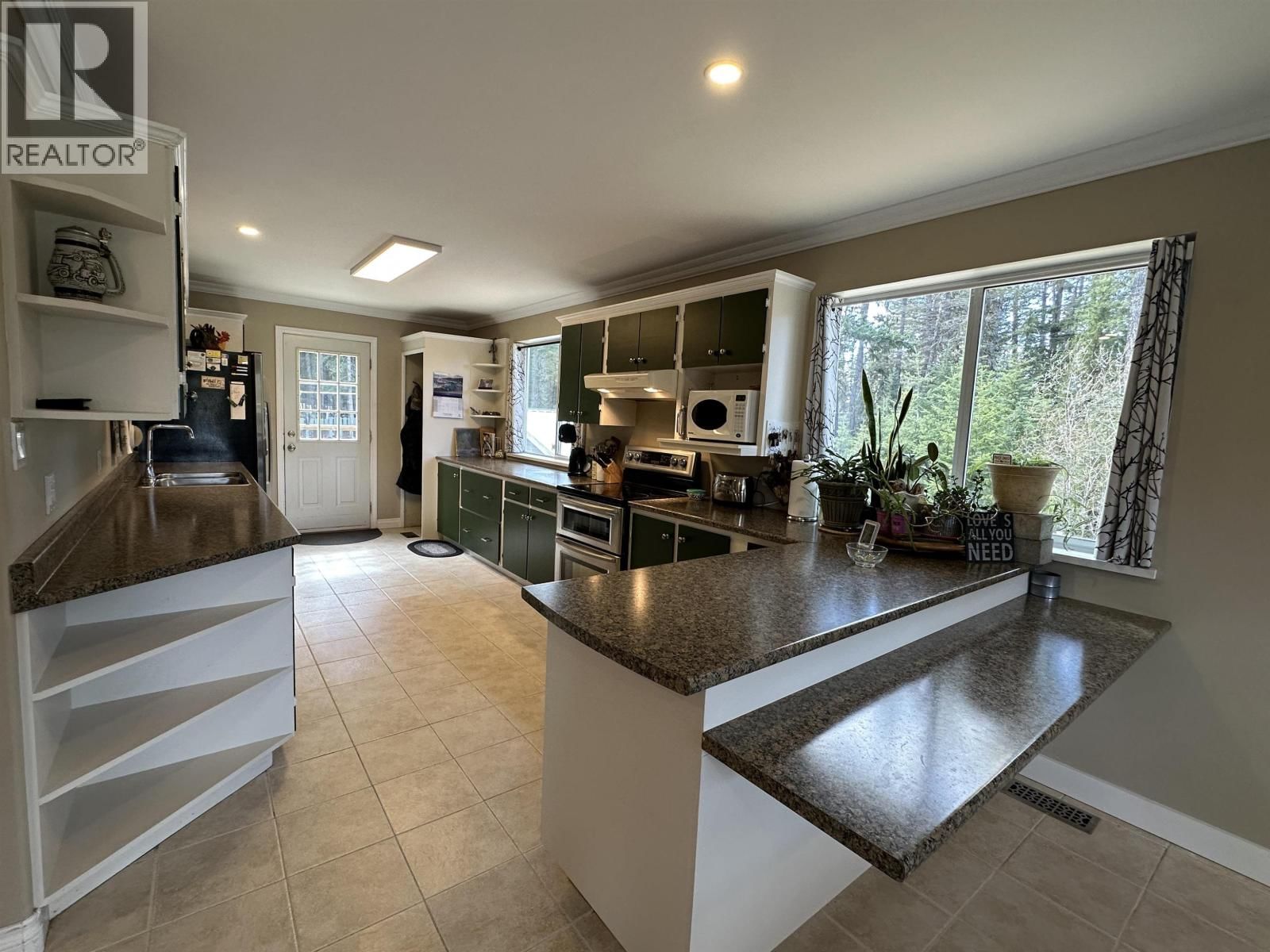 7617 CLEARVIEW ROAD Image 37