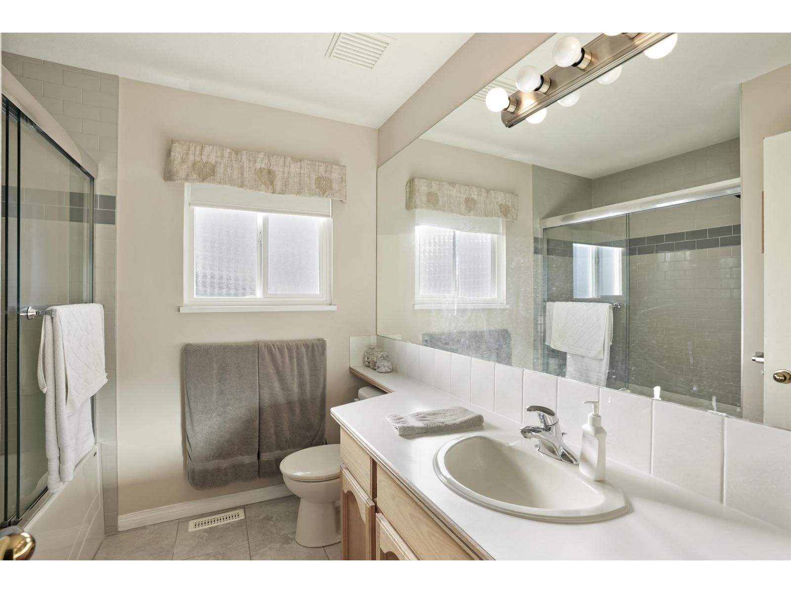 12708 17A AVENUE Image 29