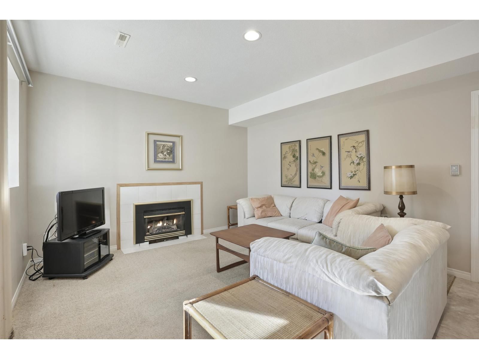 12708 17A AVENUE Image 33