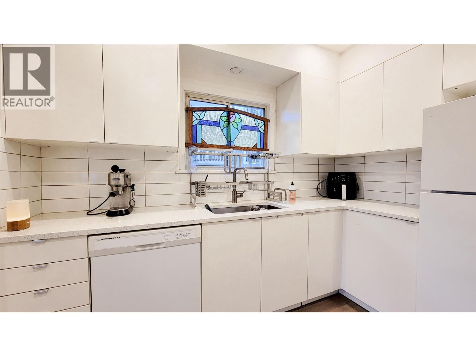 520 BOUNDARY ROAD Image 18