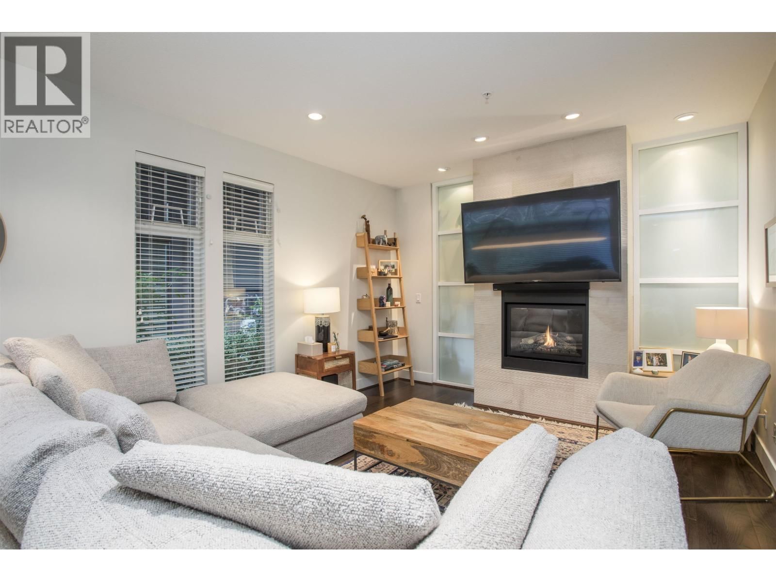 28 - 555 RAVEN WOODS DRIVE Image 7