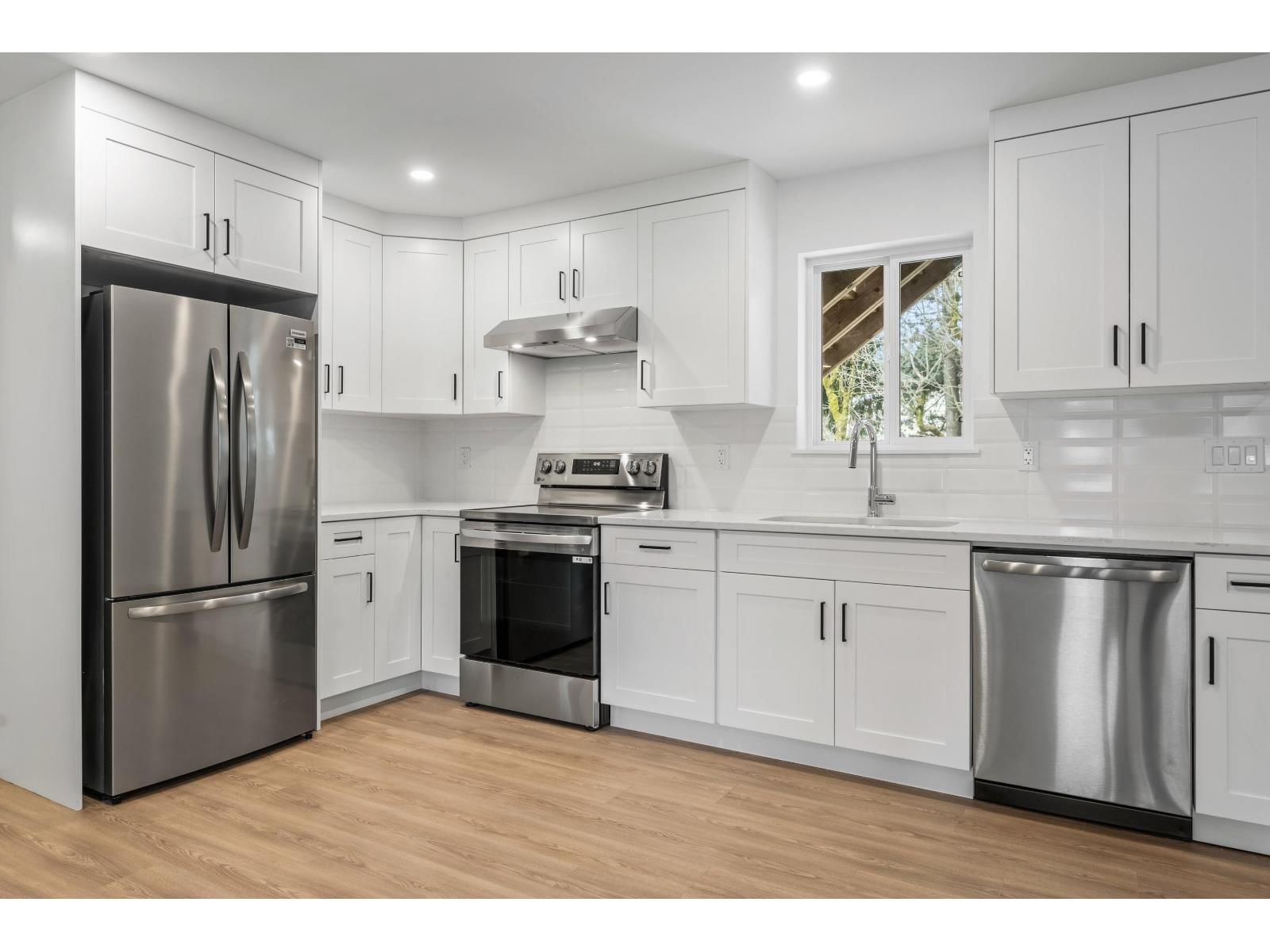 12304 IONA PLACE Image 28