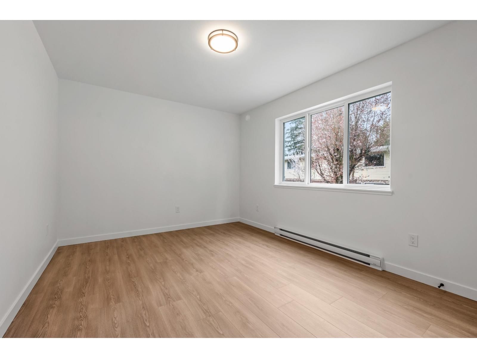 12304 IONA PLACE Image 32