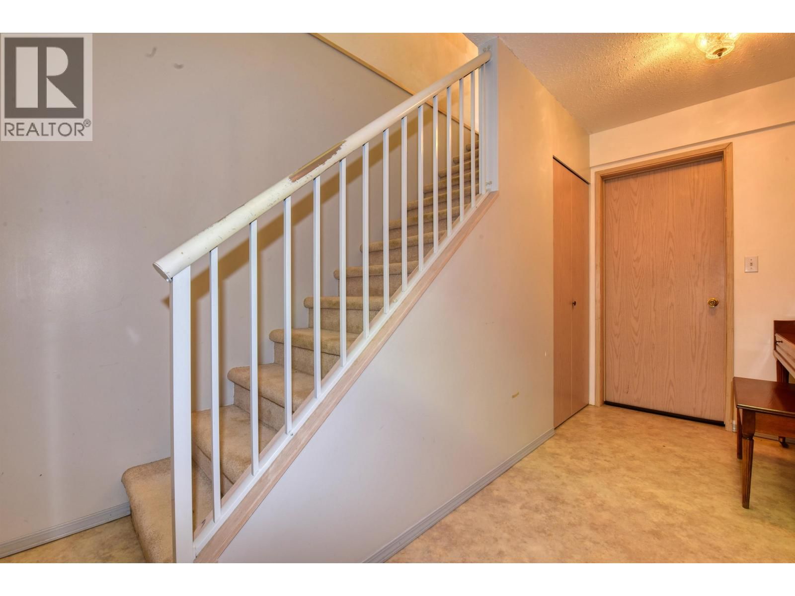 311 LEXINGTON ROAD Image 15