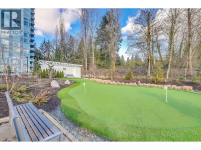 595 AUSTIN Avenue | Coquitlam British Columbia | Slide Image Five