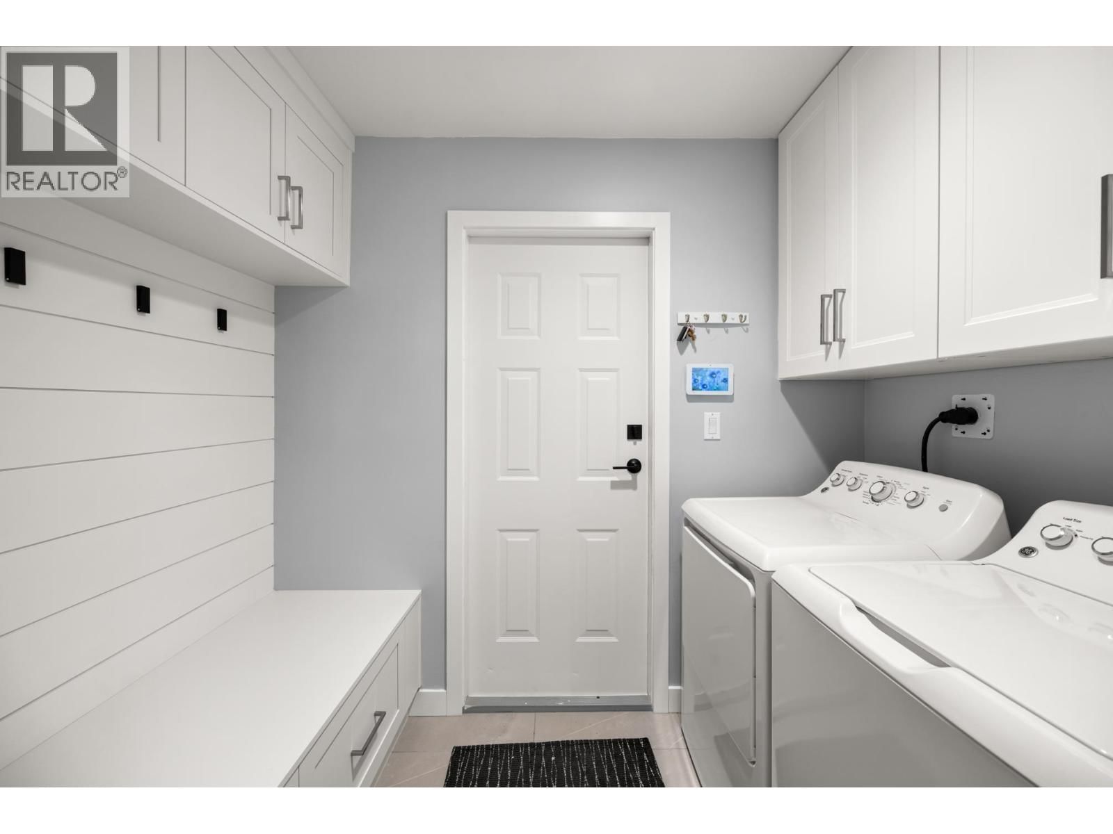 23216 121A AVENUE Image 32