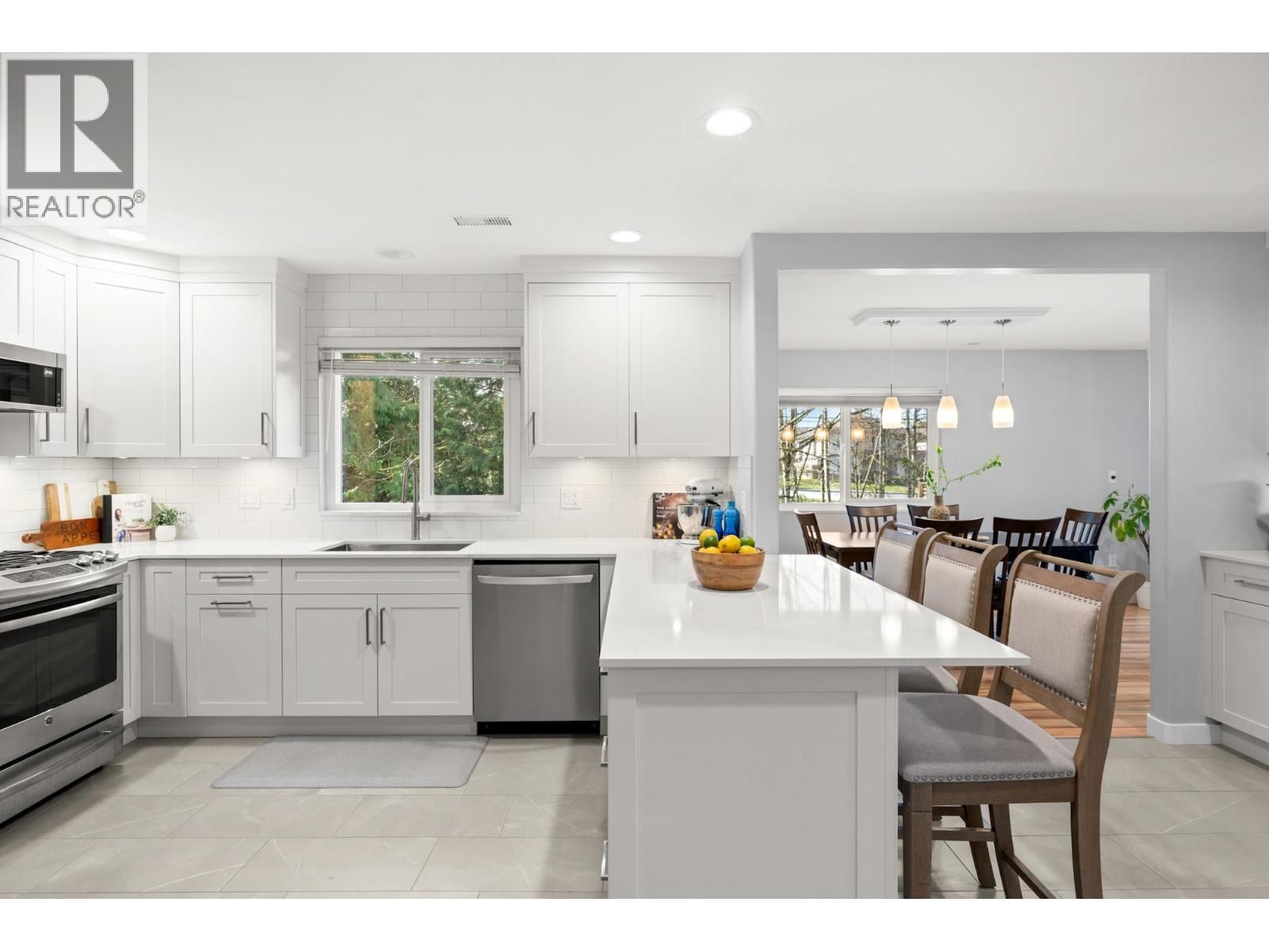 23216 121A AVENUE Image 8