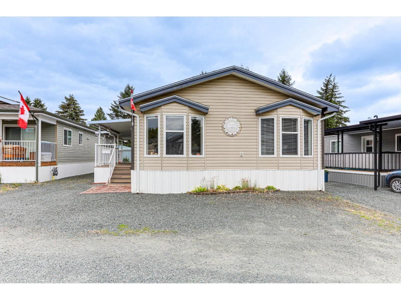 6035 VEDDER Road Chilliwack British Columbia, V2R 1E5 - 3 Bedrooms Home For Sale