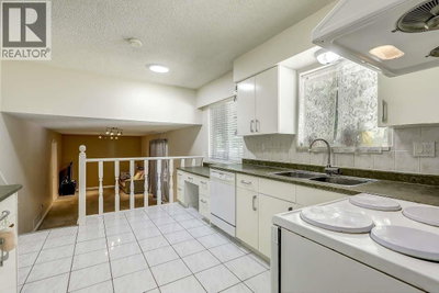 6280 YEATS Crescent | Richmond British Columbia | Slide Image Ten