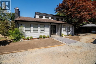 25443 BOSONWORTH Avenue | Maple Ridge British Columbia | Slide Image One